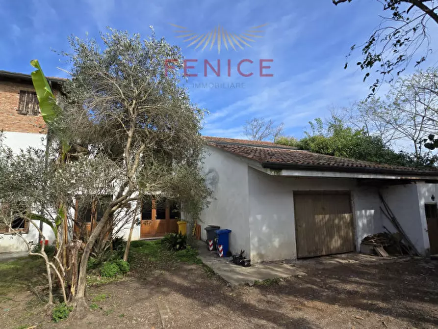 Immagine 3 di Rustico / casale in vendita  in via Solagna 35 a Trevignano