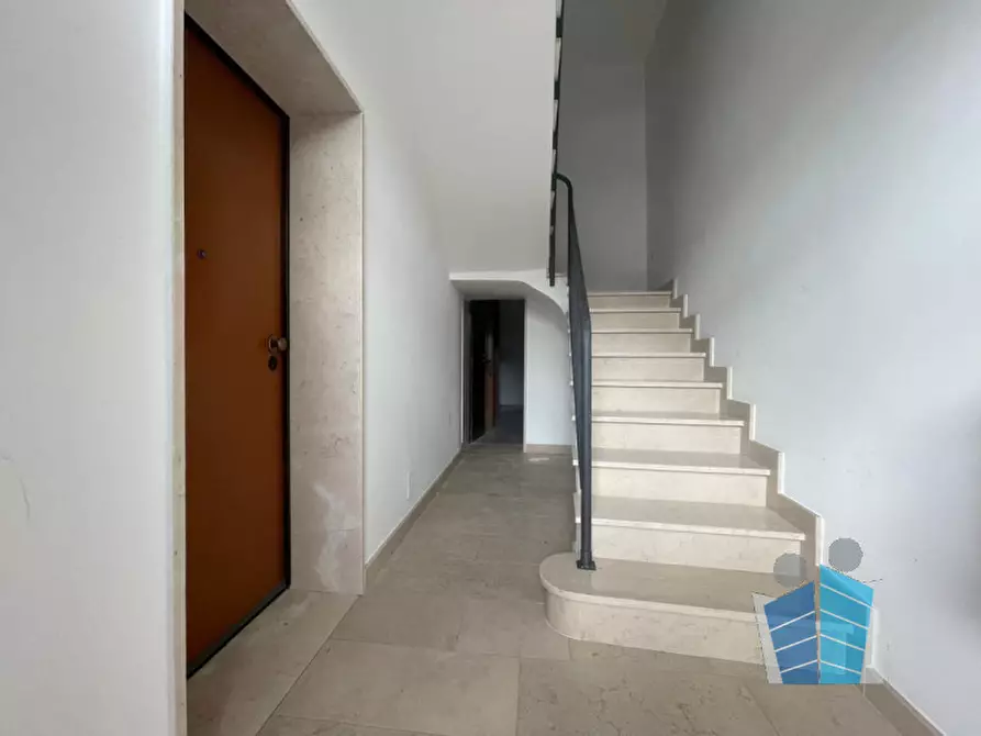 Immagine 1 di Appartamento in vendita  in Piazza Filippo Bottazzi a Lecce