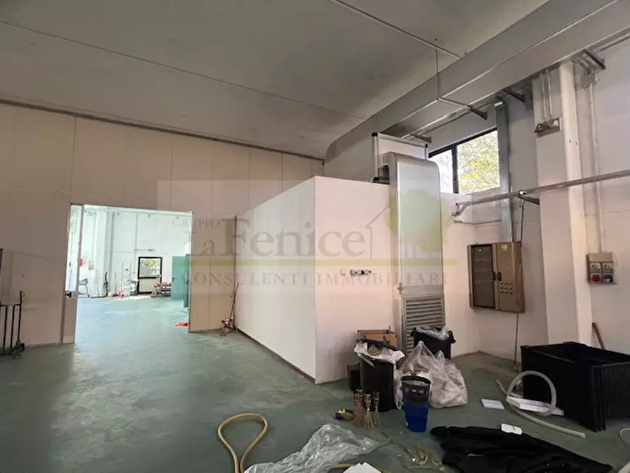Immagine 2 di Capannone industriale in affitto  in via Mantova,37 a Castel Goffredo