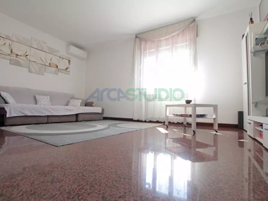 Immagine 6 di Villa in vendita  in Via Vittorio Veneto a Quinto Vicentino