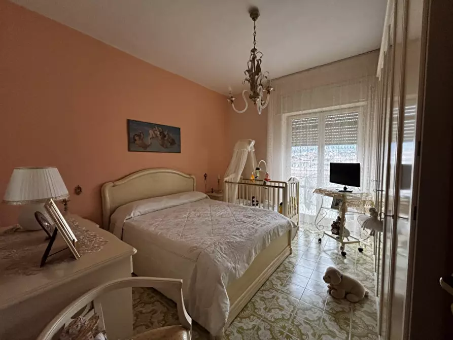 Immagine 3 di Appartamento in vendita  in Via Litoranea N°158 a Torre Del Greco