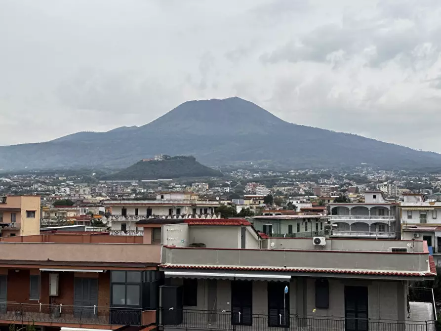 Immagine 6 di Appartamento in vendita  in Via Litoranea N°158 a Torre Del Greco