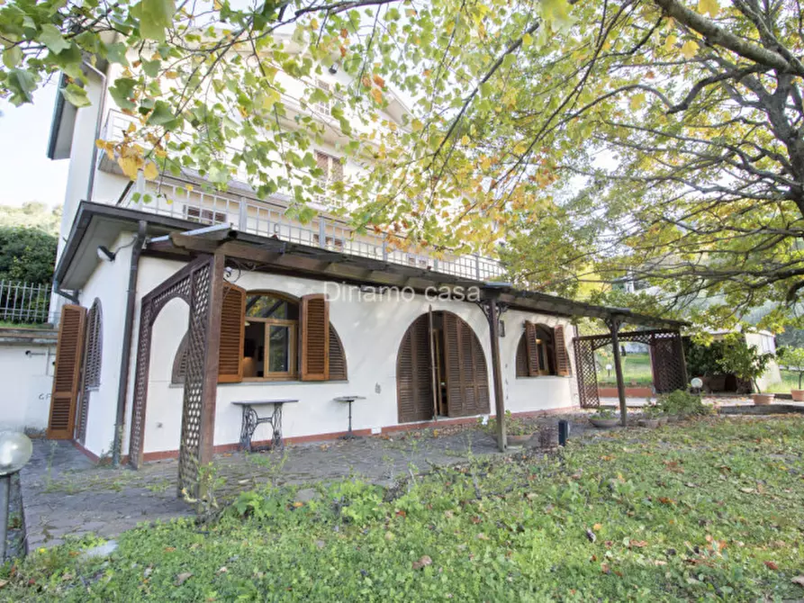 Immagine 13 di Villa in vendita  in strada vicinane celle a Vernio