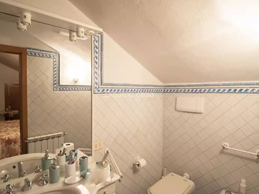 Immagine 22 di Villa in vendita  in strada vicinane celle a Vernio