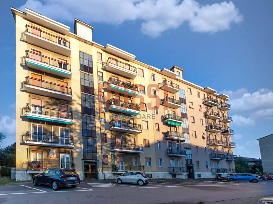 Immagine 1 di Appartamento in vendita  in VIA DONATORI DA SANGUE a Monza