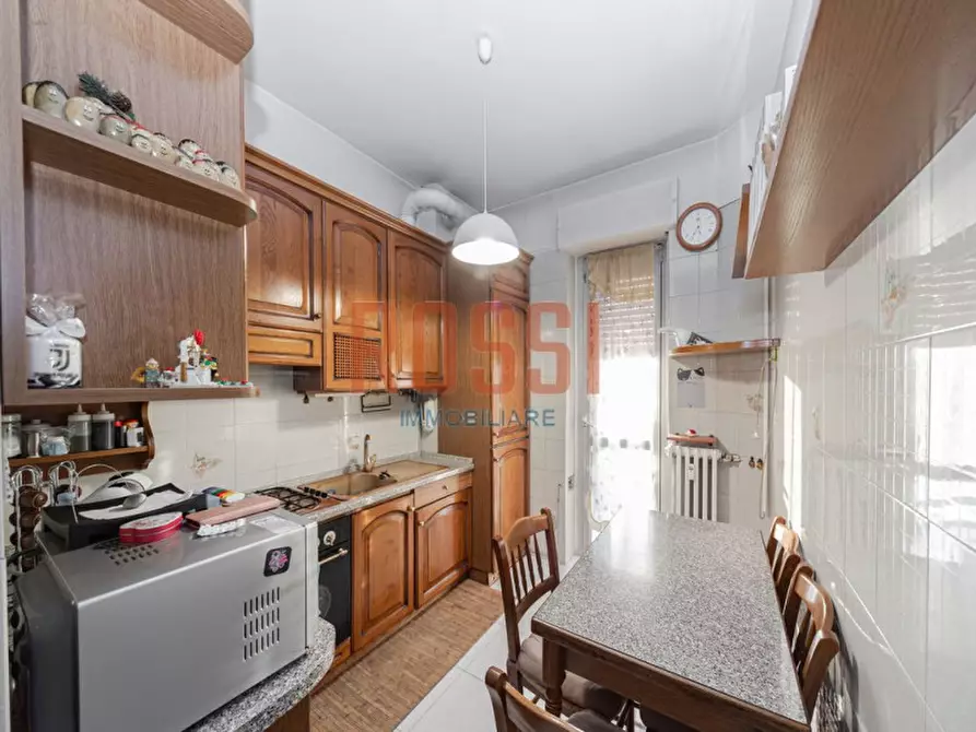 Immagine 5 di Appartamento in vendita  in VIA DONATORI DA SANGUE a Monza