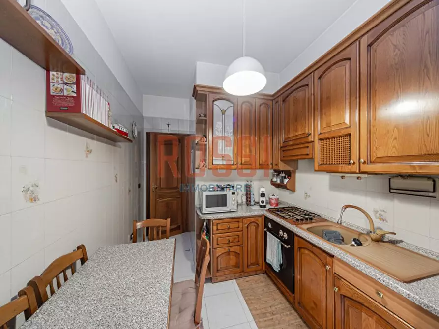 Immagine 6 di Appartamento in vendita  in VIA DONATORI DA SANGUE a Monza