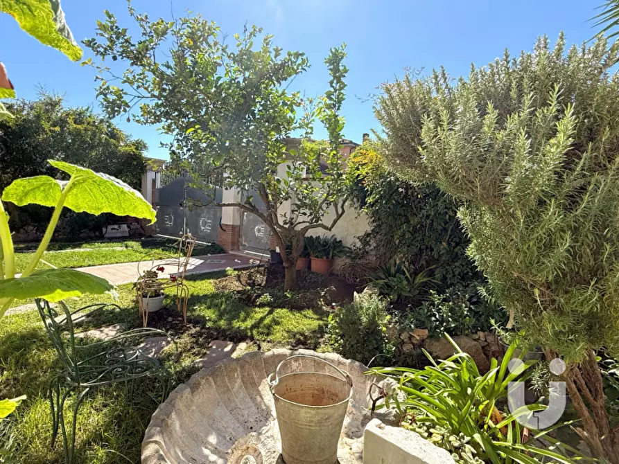 Immagine 3 di Villa in vendita  in VIA OLIVADI a Roma