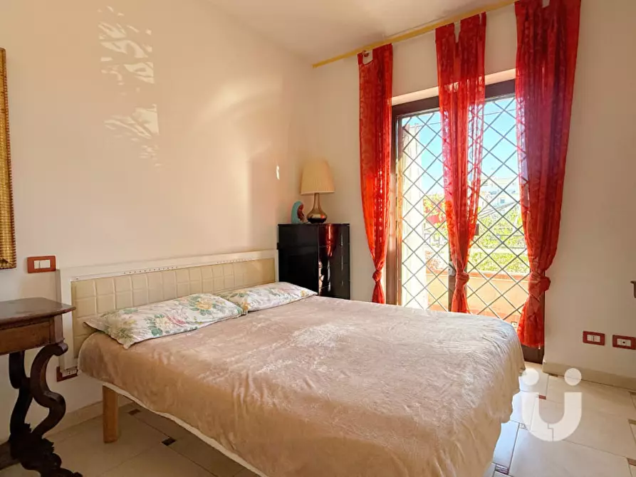 Immagine 10 di Villa in vendita  in VIA OLIVADI a Roma