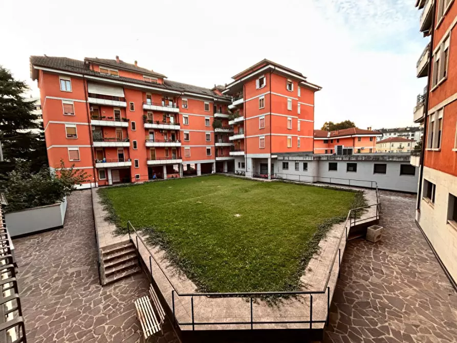 Immagine 1 di Appartamento in vendita  in Viale Giuseppe Mazzini, 225 a Vicenza