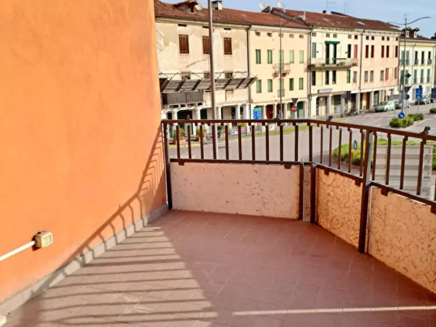 Immagine 4 di Appartamento in vendita  in Viale Giuseppe Mazzini, 225 a Vicenza
