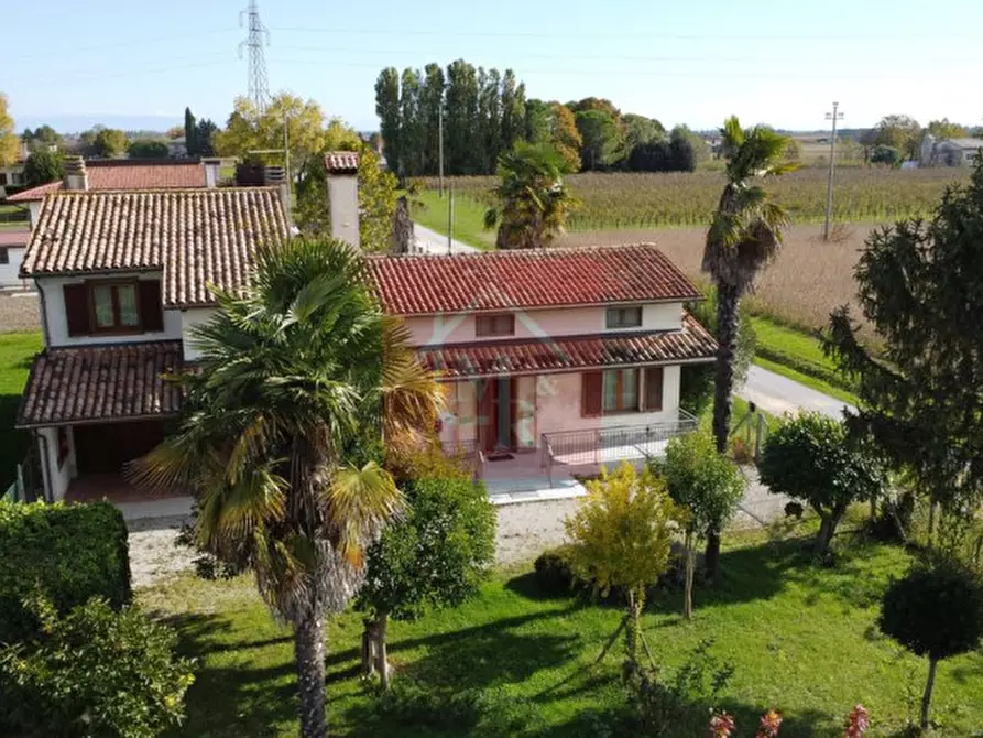 Immagine 10 di Casa indipendente in vendita  in Via Lignano Nord 12 a Latisana