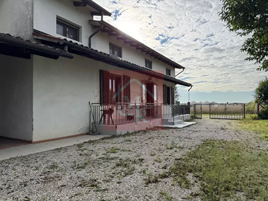 Immagine 74 di Casa indipendente in vendita  in Via Lignano Nord 12 a Latisana