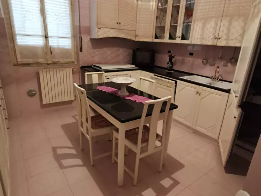 Immagine 5 di Appartamento in vendita  in Via Piave a Catanzaro