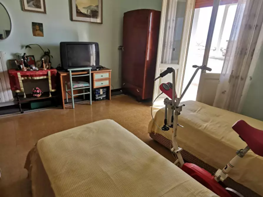 Immagine 17 di Appartamento in vendita  in Via Piave a Catanzaro
