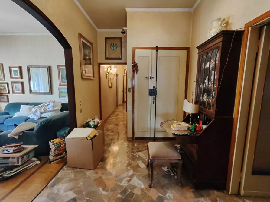 Immagine 3 di Appartamento in vendita  in VIA MORENI a Firenze