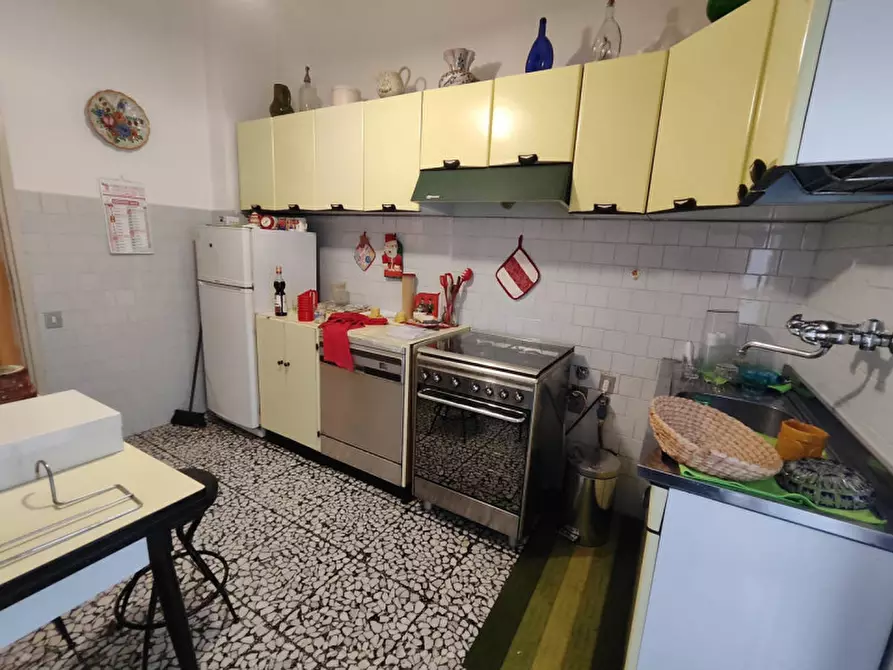 Immagine 9 di Appartamento in vendita  in VIA MORENI a Firenze