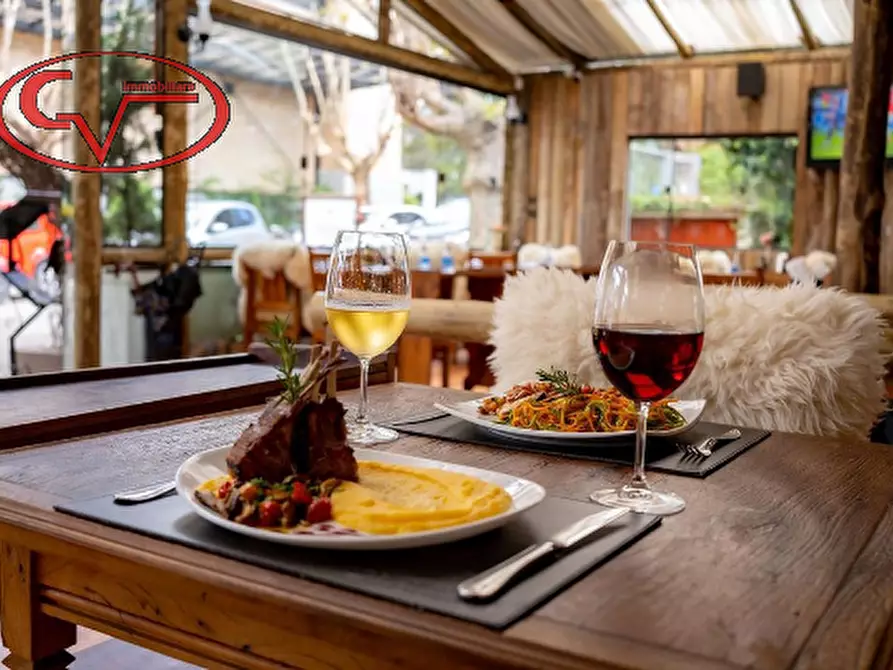 Immagine 2 di Attività commerciale in vendita  in Via Dante Alighieri a Montevarchi