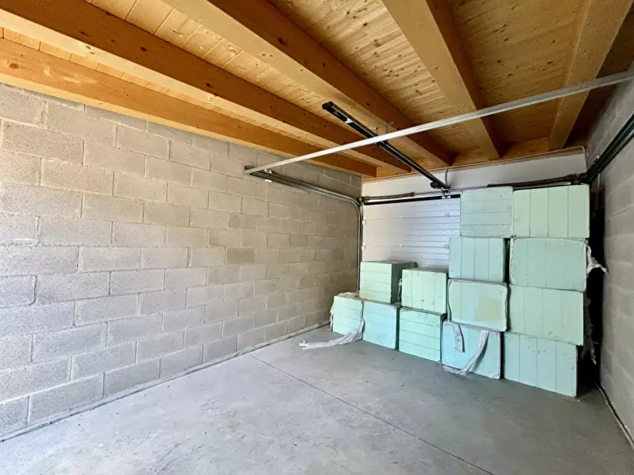 Immagine 12 di Appartamento in vendita  in VIA LONGA a San Martino Di Lupari