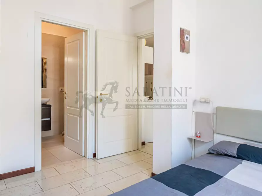 Immagine 13 di Appartamento in vendita  in Via Giovanni da Milano 6 a Milano