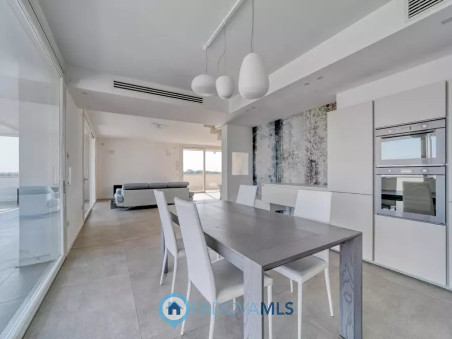 Immagine 10 di Attico in vendita  in via armando diaz, 252 a Vigonza