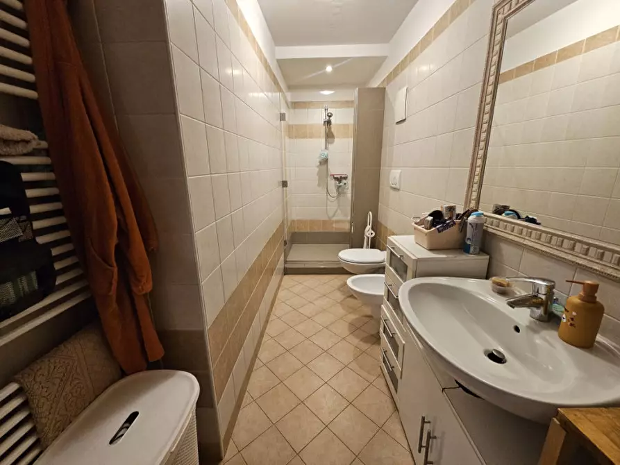 Immagine 5 di Appartamento in vendita  in Via Brescia, n.41 a Dimaro Folgarida