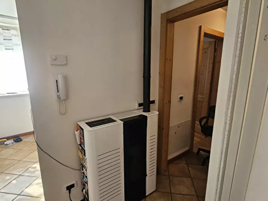 Immagine 7 di Appartamento in vendita  in Via Brescia, n.41 a Dimaro Folgarida