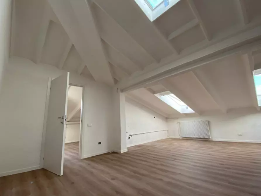 Immagine 4 di Appartamento in vendita  in Via Olmo a Altavilla Vicentina