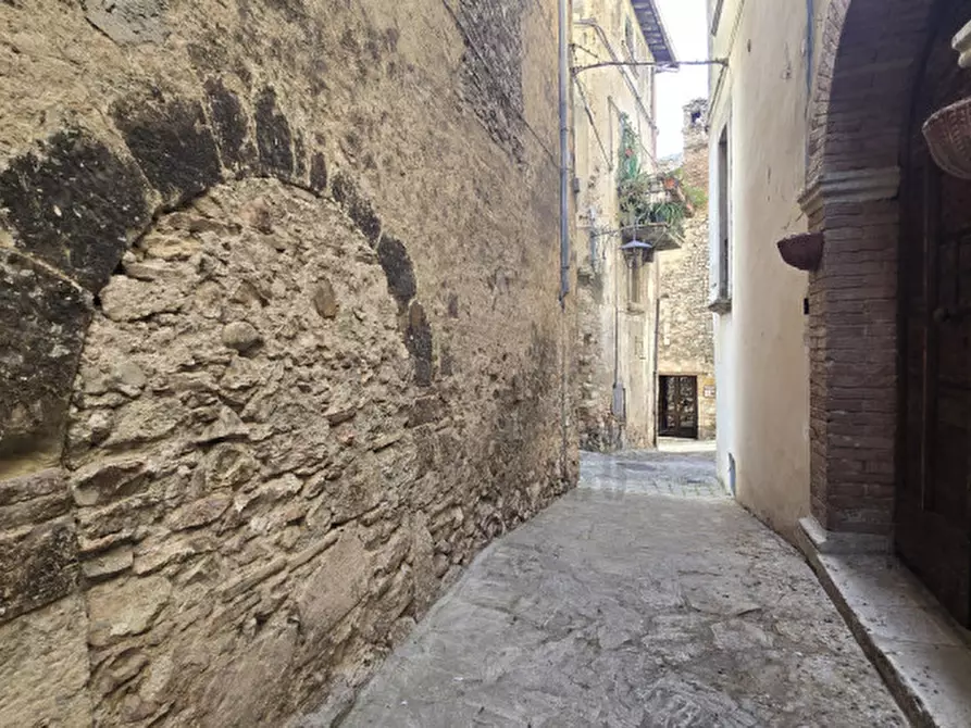 Immagine 14 di Attività commerciale in vendita  in VICO DEL SACRAMENTO, 2 a Stroncone