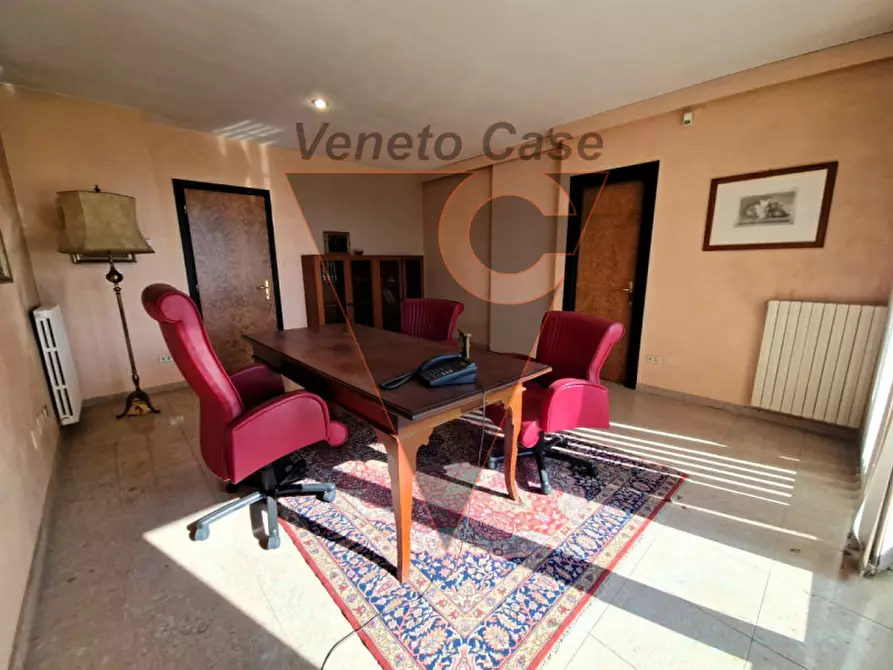 Immagine 5 di Ufficio in vendita  in Via Santuario 41 a Abano Terme