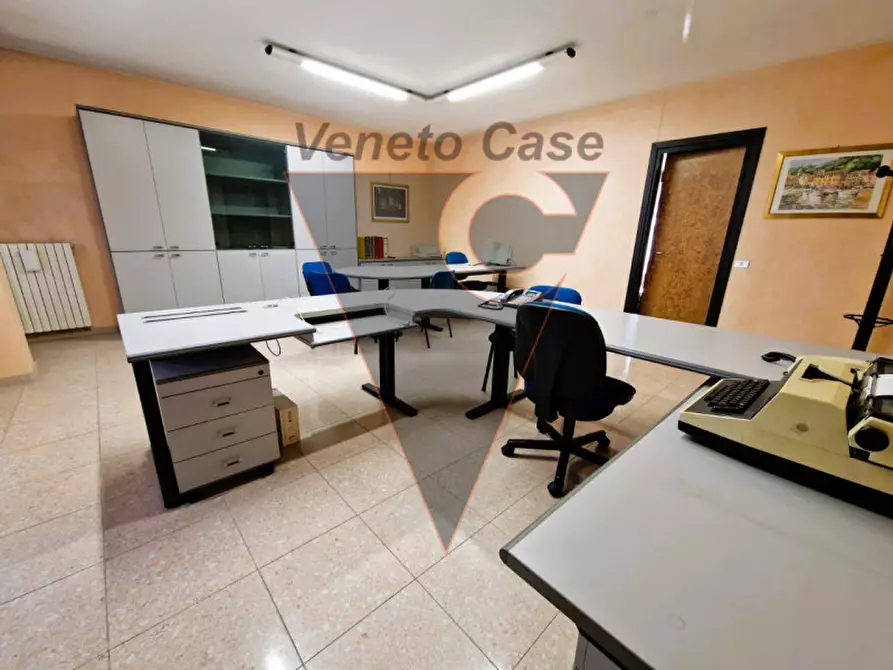 Immagine 8 di Ufficio in vendita  in Via Santuario 41 a Abano Terme