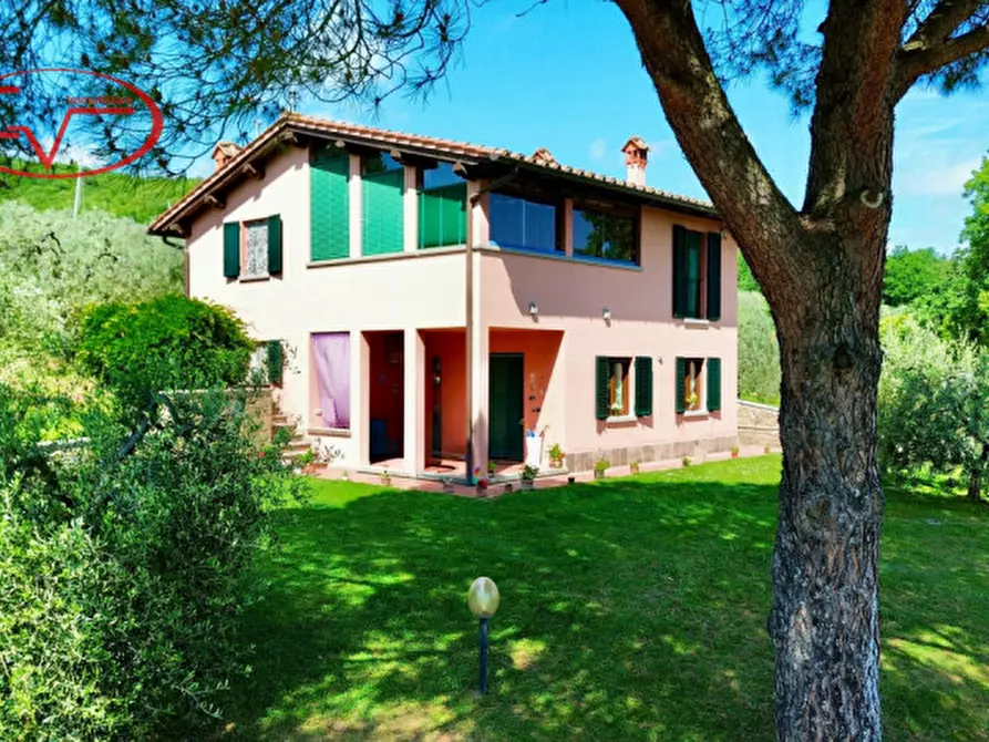 Immagine 6 di Villa in vendita  in Via di Nusenna a Montevarchi