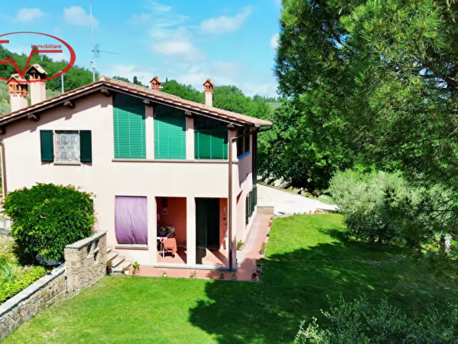 Immagine 7 di Villa in vendita  in Via di Nusenna a Montevarchi