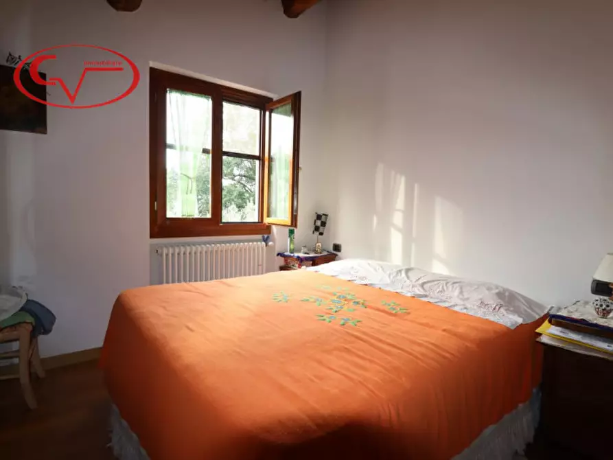 Immagine 21 di Villa in vendita  in Via di Nusenna a Montevarchi