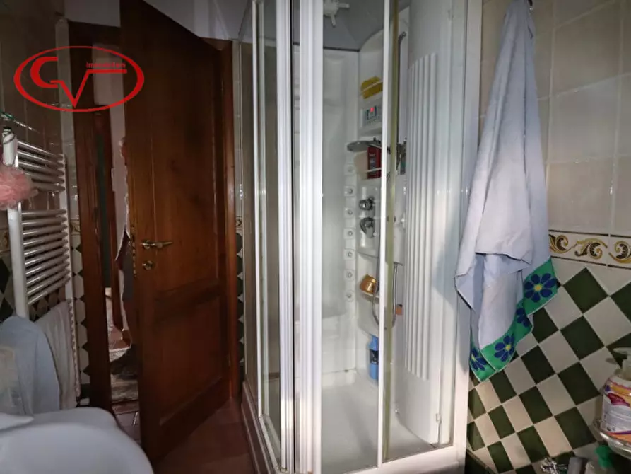 Immagine 40 di Villa in vendita  in Via di Nusenna a Montevarchi