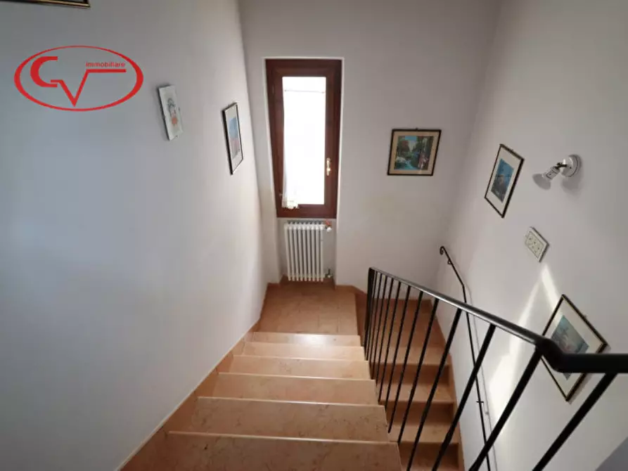 Immagine 42 di Villa in vendita  in Via di Nusenna a Montevarchi