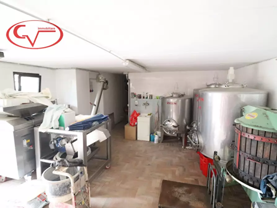 Immagine 43 di Villa in vendita  in Via di Nusenna a Montevarchi