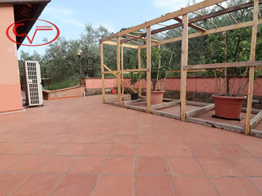 Immagine 46 di Villa in vendita  in Via di Nusenna a Montevarchi
