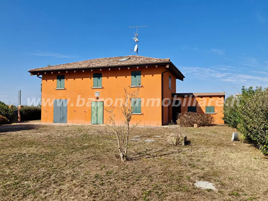 Immagine 3 di Villa in vendita  in Via Emilia,379 a Anzola Dell'emilia