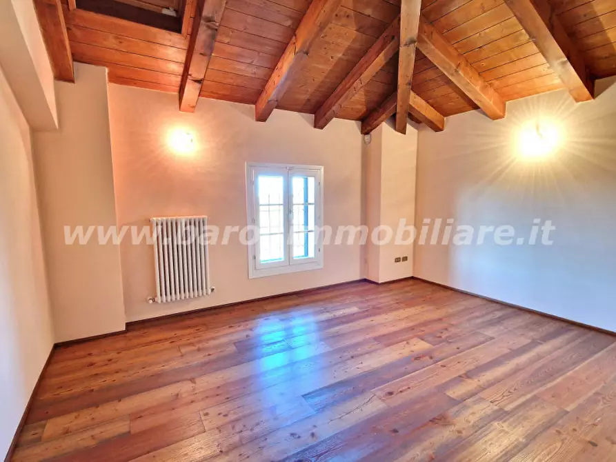 Immagine 26 di Villa in vendita  in Via Emilia,379 a Anzola Dell'emilia