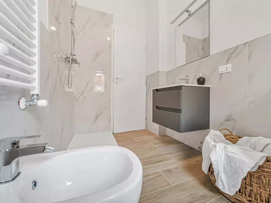 Immagine 13 di Appartamento in vendita  in via Giolitti 18 a Vicenza