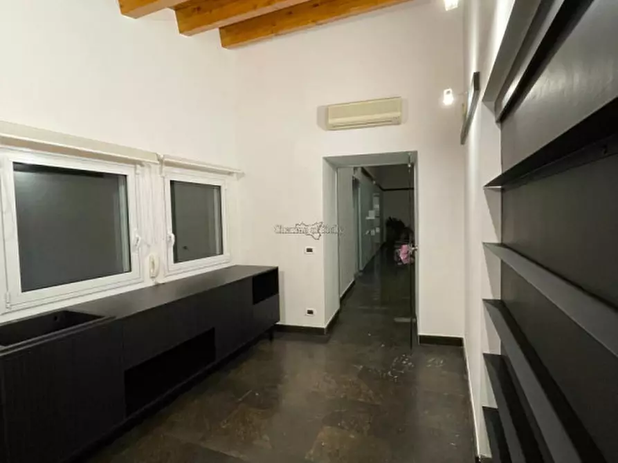 Immagine 26 di Casa indipendente in vendita  a Modica