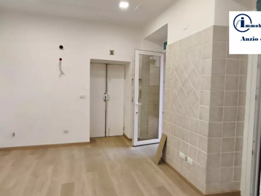 Immagine 9 di Appartamento in vendita  in Via Fanciulla d'Anzio a Anzio