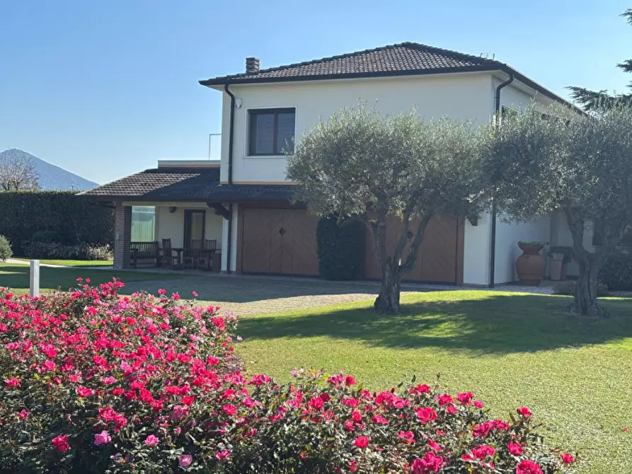 Immagine 4 di Villa in vendita  in VIA ROMA a Vo
