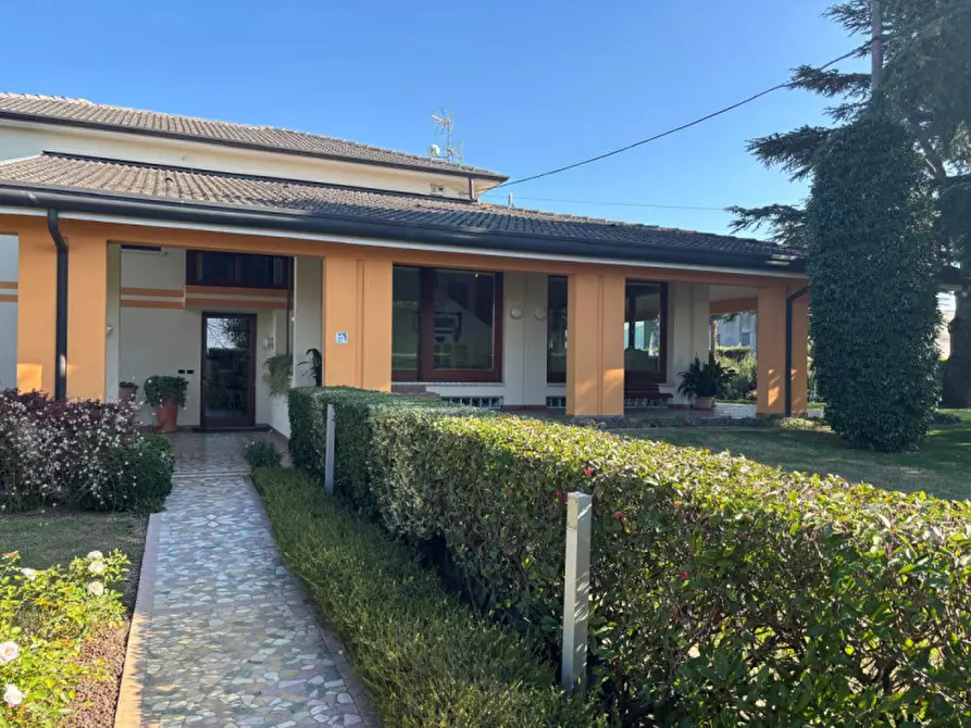 Immagine 6 di Villa in vendita  in VIA ROMA a Vo