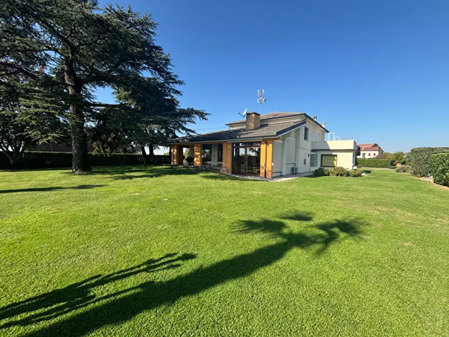 Immagine 7 di Villa in vendita  in VIA ROMA a Vo