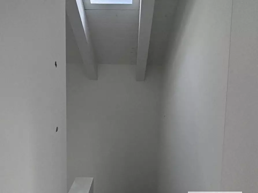 Immagine 10 di Attico in vendita  a Treviso