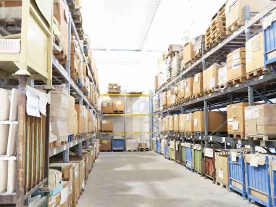 Immagine 3 di Capannone industriale in vendita  in Via Rotonda 20 a Lonigo