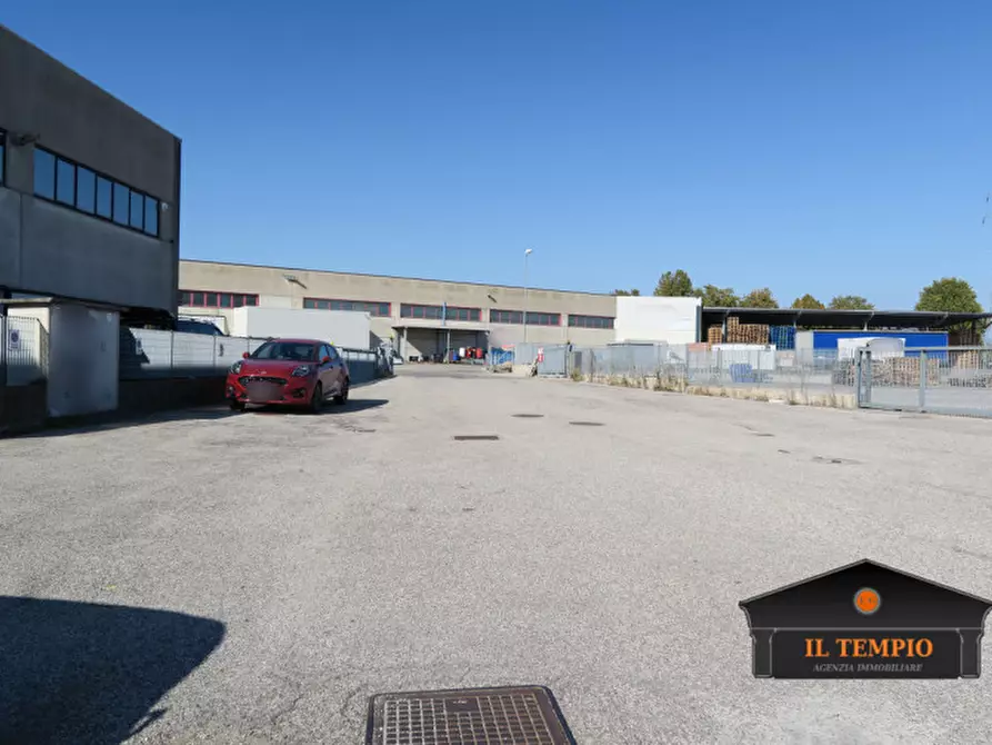 Immagine 12 di Capannone industriale in vendita  in Via Rotonda 20 a Lonigo