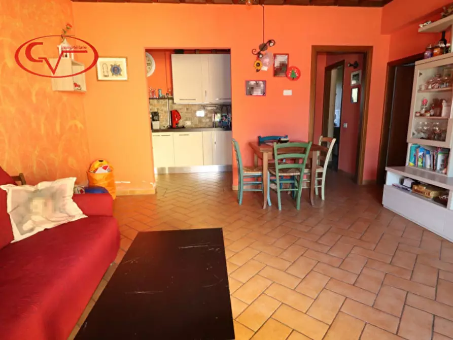 Immagine 11 di Villetta a schiera in vendita  in Via Diga a Cavriglia